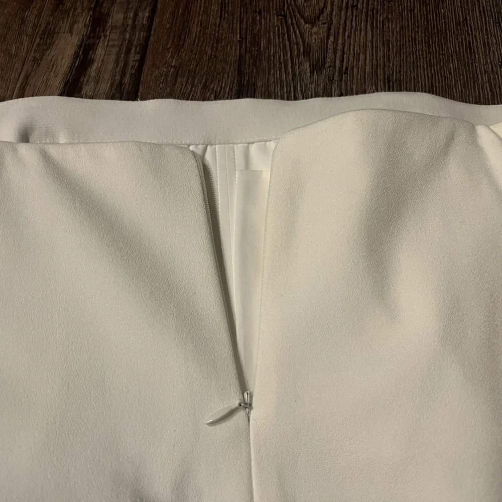 Tuckernuck White Strapless Blouse - Picture 4 of 7